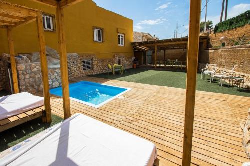 Catalunya Casas Splendid Sanctuary with private pool 15km to Sitges!