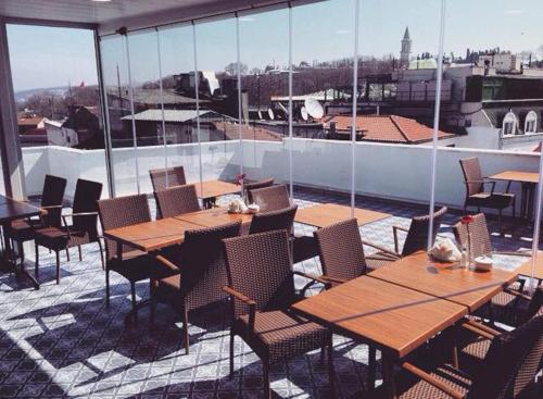 フラワー パレス ホテル