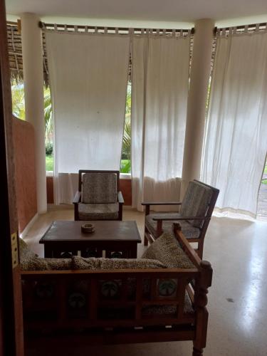 Azuri Homes Malindi, Stylish 1 bedroom beach front villa