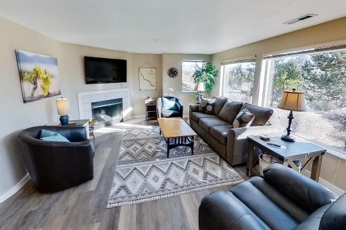 . Park Pointe Lakeside Retreat A101