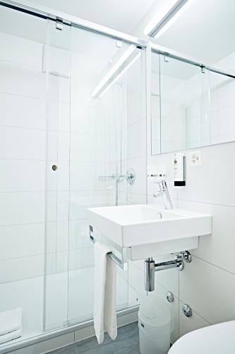 Serviced Apartments by Solaria - image 14