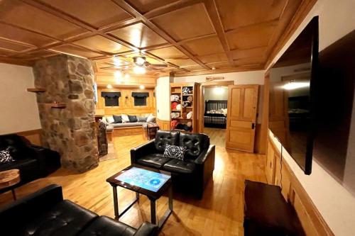 ADK Game House in Au Sable Forks, USA