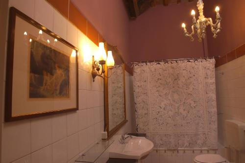 ห้องน้ำ, Corte di Maggio B&B in อีโมลา