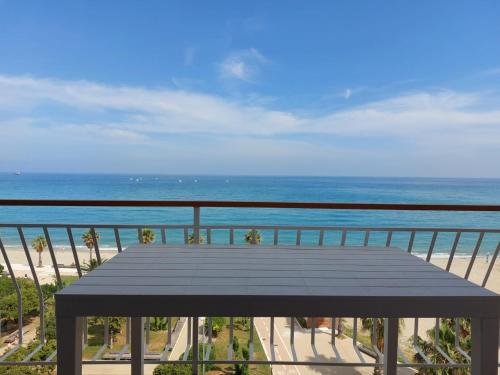 Maremare, really on the Beach, with private parking Maremare, really on the Beach, with private parking