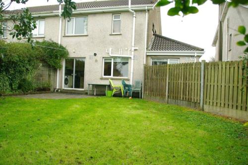 Cosy & convenient beach retreat in Tramore