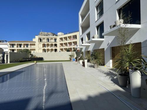 Duplex Deluxe MARCONIA 8 PAX