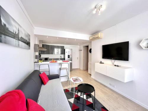 Le Festival, T2 proche croisette