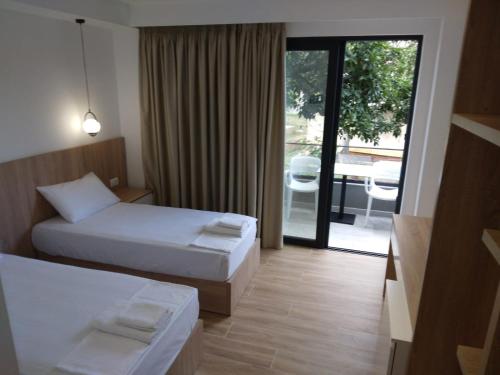 Hotel Ksamili - image 7