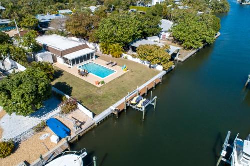 Copacabana Boaters Dream Home In Anna Maria