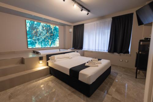 Maximum Exclusive Suite & Spa 3