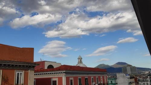 Opera Home Napoli, Neapel