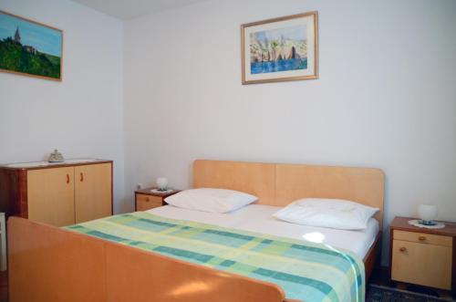 Rovinj Center Town Apartment - image 8