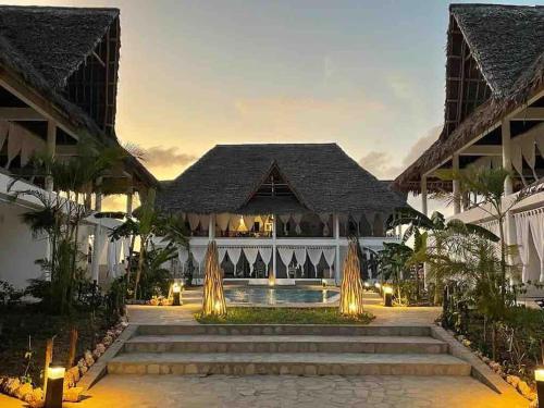 Upendo House - Rafiki Tamu, Ватаму