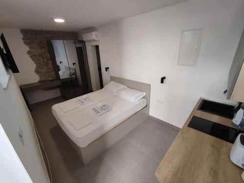 The center of Split, renovated stone house, Split (foto 2)