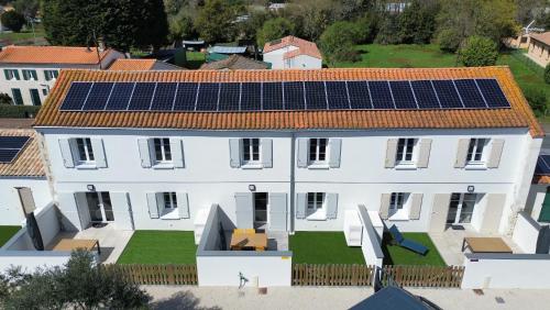 LE PACHA Maison avec piscine/parking/wifi/plages 5kms