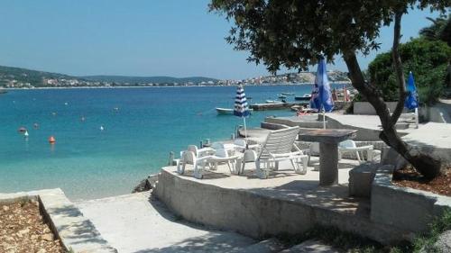Apartment in Kanica with sea view, terrace, air conditioning, WiFi 5168-1 in Rogoznica