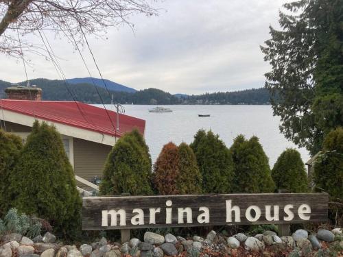 Iconic 3-Story Waterfront 'Marina House' w/ View