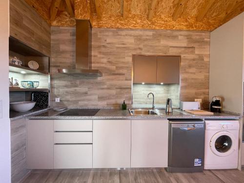 Casa Botica - Gerês Country House (Casa Botica - Geres Country House) in วีลาร์