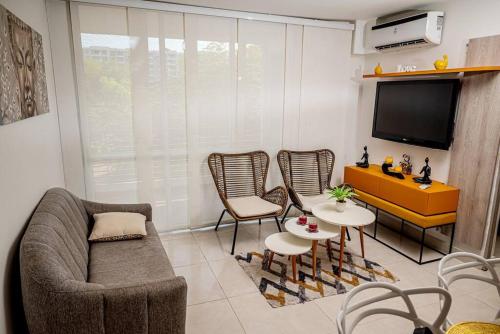 Marquis Enclave, Condo With Pool Access and More