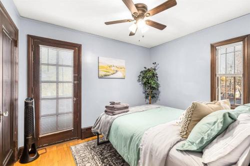 Great Location! Charming 2BR by Downtown Royal Oak