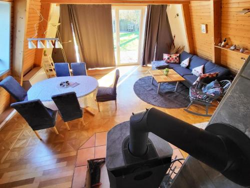 Holiday Home Damp - DOS01077-F - image 4