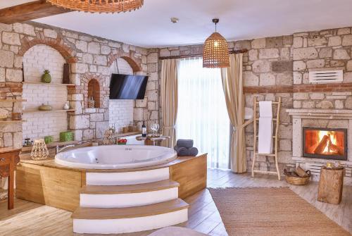 Hot tub, Cumbali Konak Hotel (Adults Only +12) in Cesme
