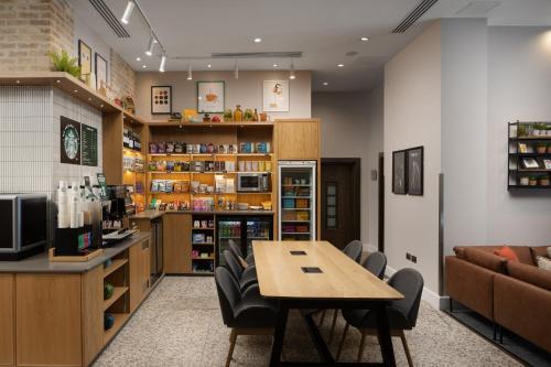 Staybridge Suites London-Vauxhall an IHG Hotel - image 8