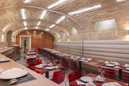 Restaurante, Le Bon Hotel in La Defense