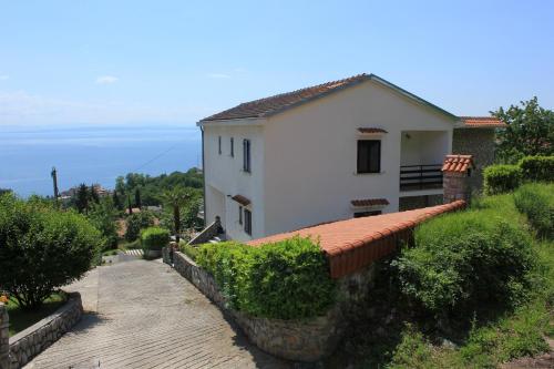 Apartments with a parking space Lovran, Opatija - 2357