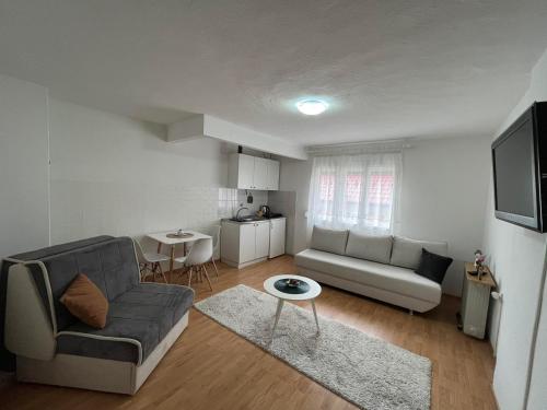 Sunlight Apartments, Mostar