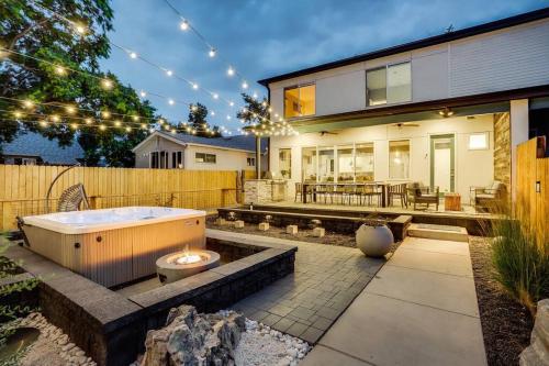 جاكوزي, Zen Haus* Lavish Getaway w/ Gym, Sauna, Hot Tub in Berkeley
