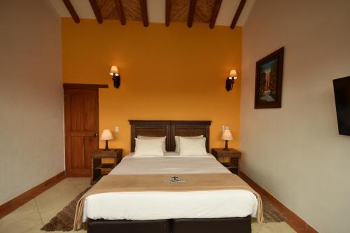 Standard Triple Room image 4