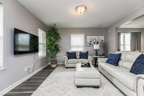 Cozy Modern Newbo Area Home in Cedar Rapids, USA
