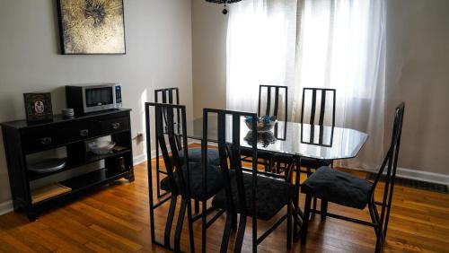 Franklin Park 3BR Condo near Airport, Downtown, OSU