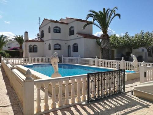 Villa L'Ametlla de Mar, 4 dormitorios, 8 personas - ES-221-2