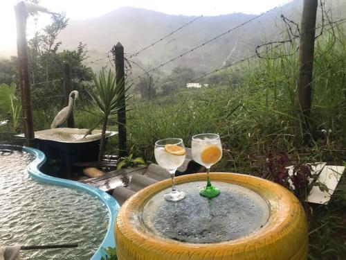 Refúgio, Aconchego, Aonde nasce o sol e Cachoeira! (Refugio, Aconchego, Aonde nasce o sol e Cachoeira!) in Mercês (Minas Gerais)