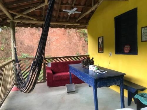 Refúgio, Aconchego, Aonde nasce o sol e Cachoeira! (Refugio, Aconchego, Aonde nasce o sol e Cachoeira!) in Mercês (Minas Gerais)