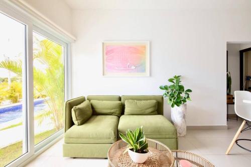 Bright & Airy new Condo, 5 min walk to Jaco Beach!, Хако (фото 5)