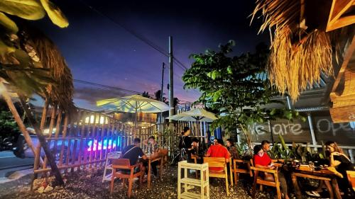 Restaurant, AA Jungle Guesthouse in Siquijor Island