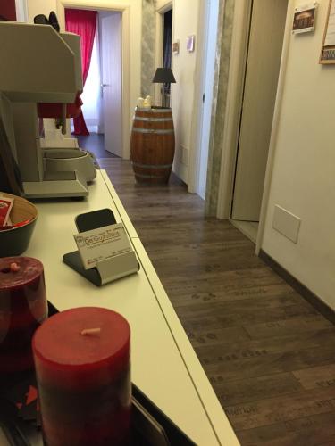 De Guestibus - image 3