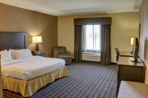 Standard King Room