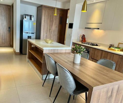 Stylish New 2BR Apartment In Granada