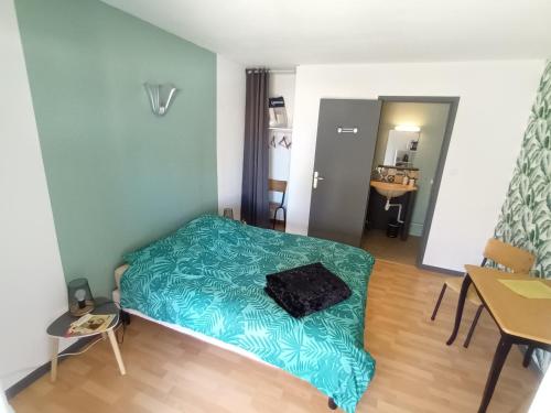 Le Miraillet, chambre hôte (Le Miraillet, chambre hote) in ลาญอล