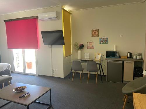 Connect Suites - image 10