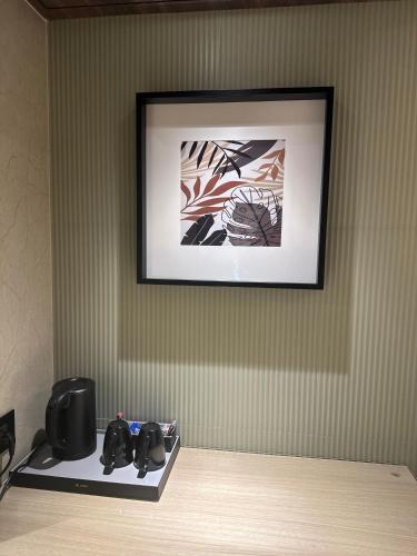 Single room, club