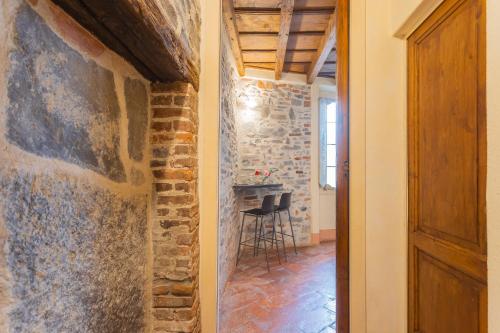 Antiche Mura Como by Rent All Como