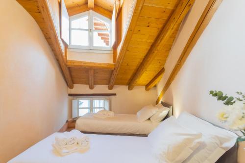 Antiche Mura Como by Rent All Como