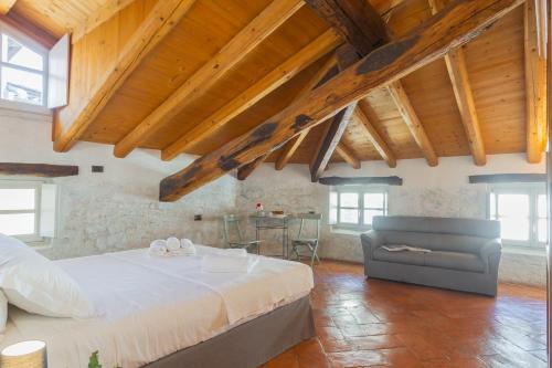 Superior Apartment image 9