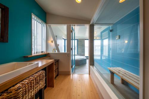 Bathroom, Suite Villa Costadelaroca Manazuru in Yugawara