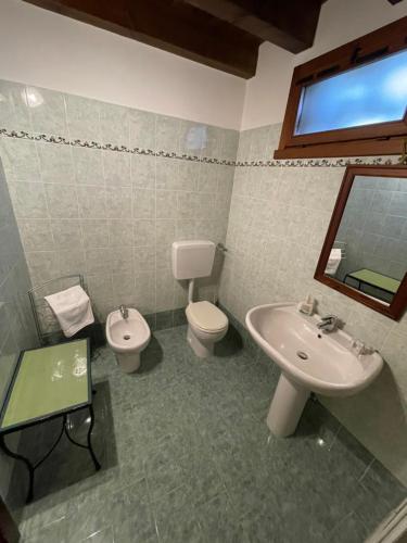 Bathroom, Agriturismo Corte Spino in Nogarole Rocca